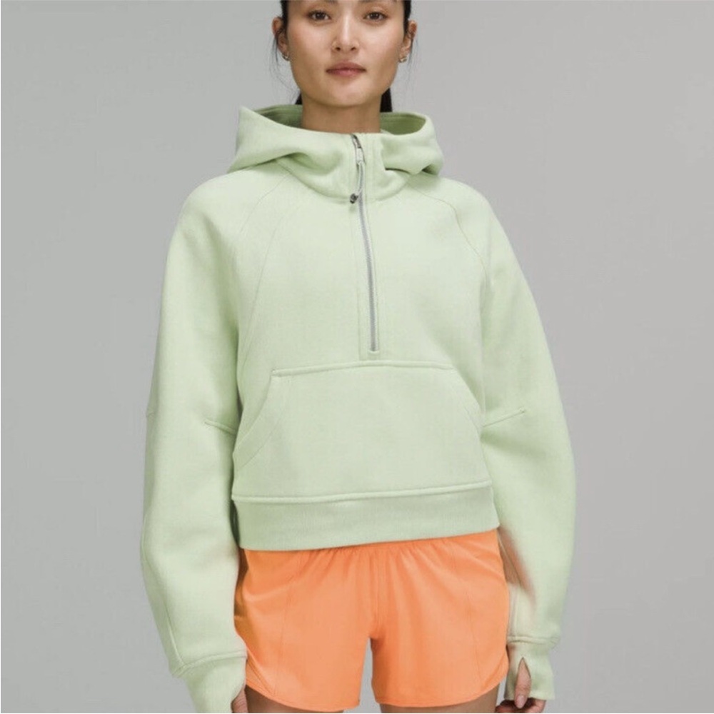 Lululemon Scuba Oversized Half-Zip Hoodie
Creamy Mint XS